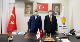 AK Parti’nin sevilen ağabeyi Mustafa Ataş, ilçe başkanlarını ziyaret etti