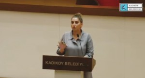 Kadıköy Belediye Meclis Toplantısında CHP’li meclis üyelerinden AK Parti’li Bilgili’ye saygısızlık