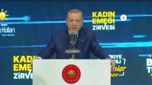 Erdoğan, “LGBT denilen olay, bizim kitabımızda yok, fakat CHP’nin kitabında var mı, var”