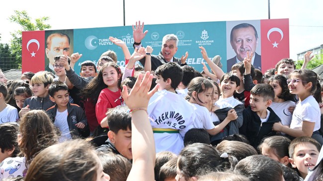 İstanbul İl Sağlık Müdürü Kemal Memişoğlu: “Çocukları eğitmek geleceği garantiye almak demek”