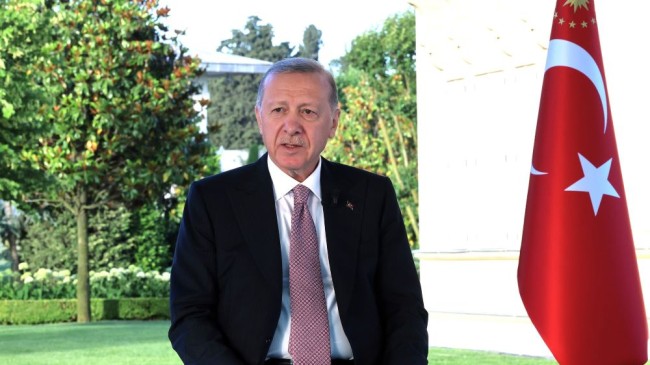 Erdoğan: “Her yıl 85 bin insanımızı tütün canavarına kurban veriyoruz”