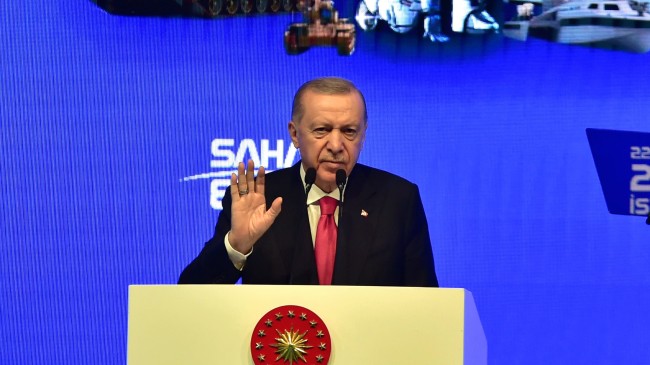 Cumhurbaşkanı Erdoğan: “Terörsüz Türkiye hedefimizle aramıza kimsenin girmesine müsaade etmeyeceğiz”   